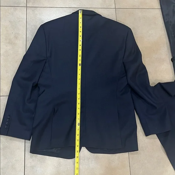 Men’s 3 piece Pronto Uomo Platinum Wool Suit, navy blue, new, 42S